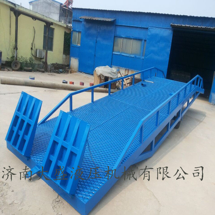 1454057792501664.jpg 升降機