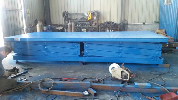 1454470342829093.jpg 升降機(jī)