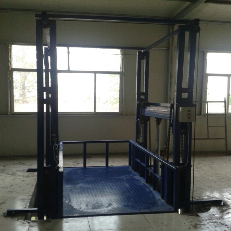 1454487746990548.jpg 升降機