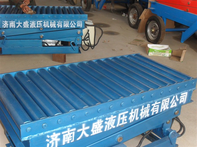 1457679584136589.jpg 升降機(jī)