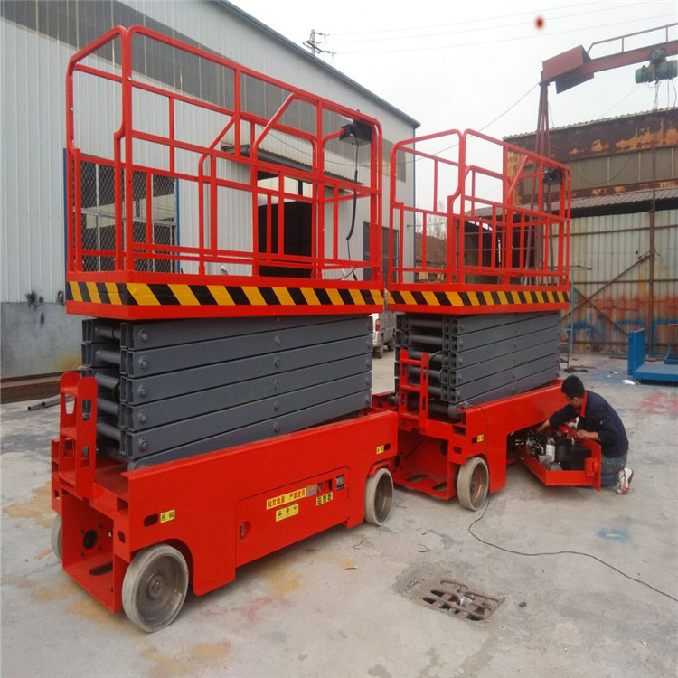 全自行走升降機.jpg 全自行走升降機.jpg