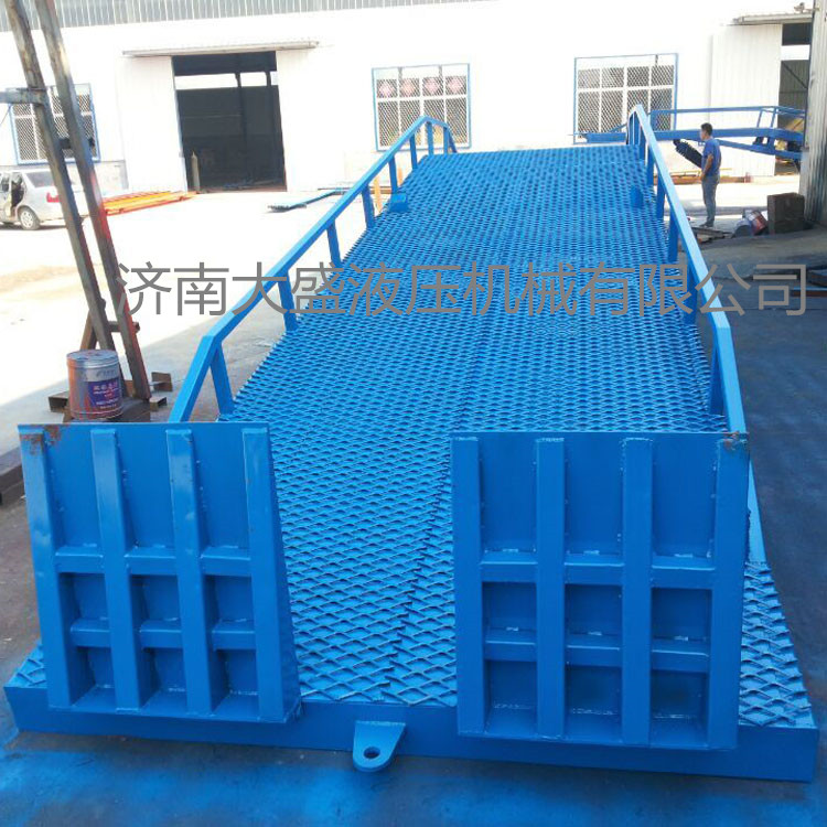 1475570334157839.jpg 升降機