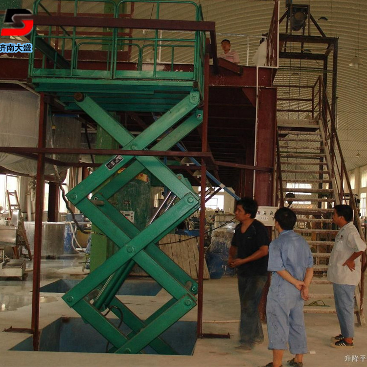 1477362186222893.jpg 升降機(jī)