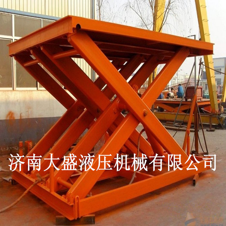 升降平臺.jpg 升降平臺.jpg