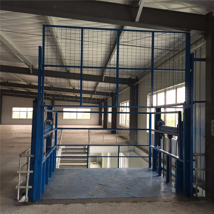 導軌鏈條式升降貨梯 導軌鏈條式升降貨梯