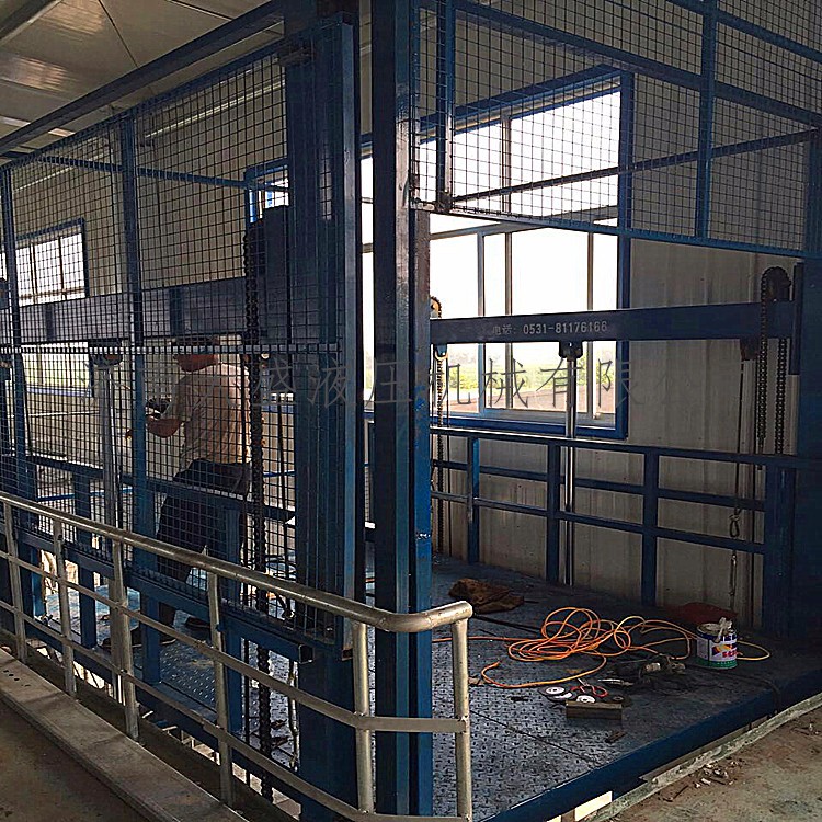 導軌鏈條式升降貨梯 導軌鏈條式升降貨梯