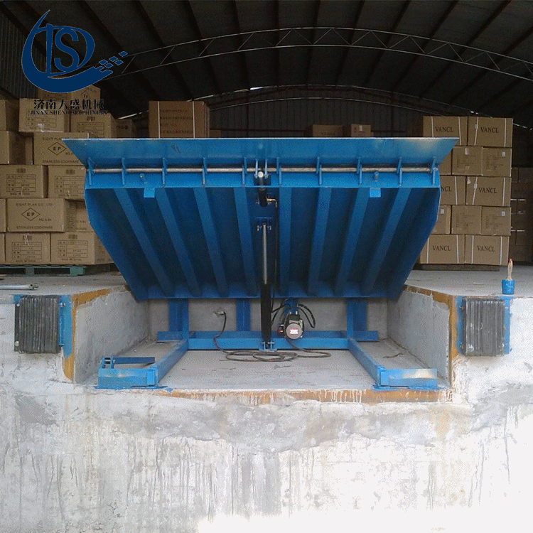 1492482591888618.gif 升降機